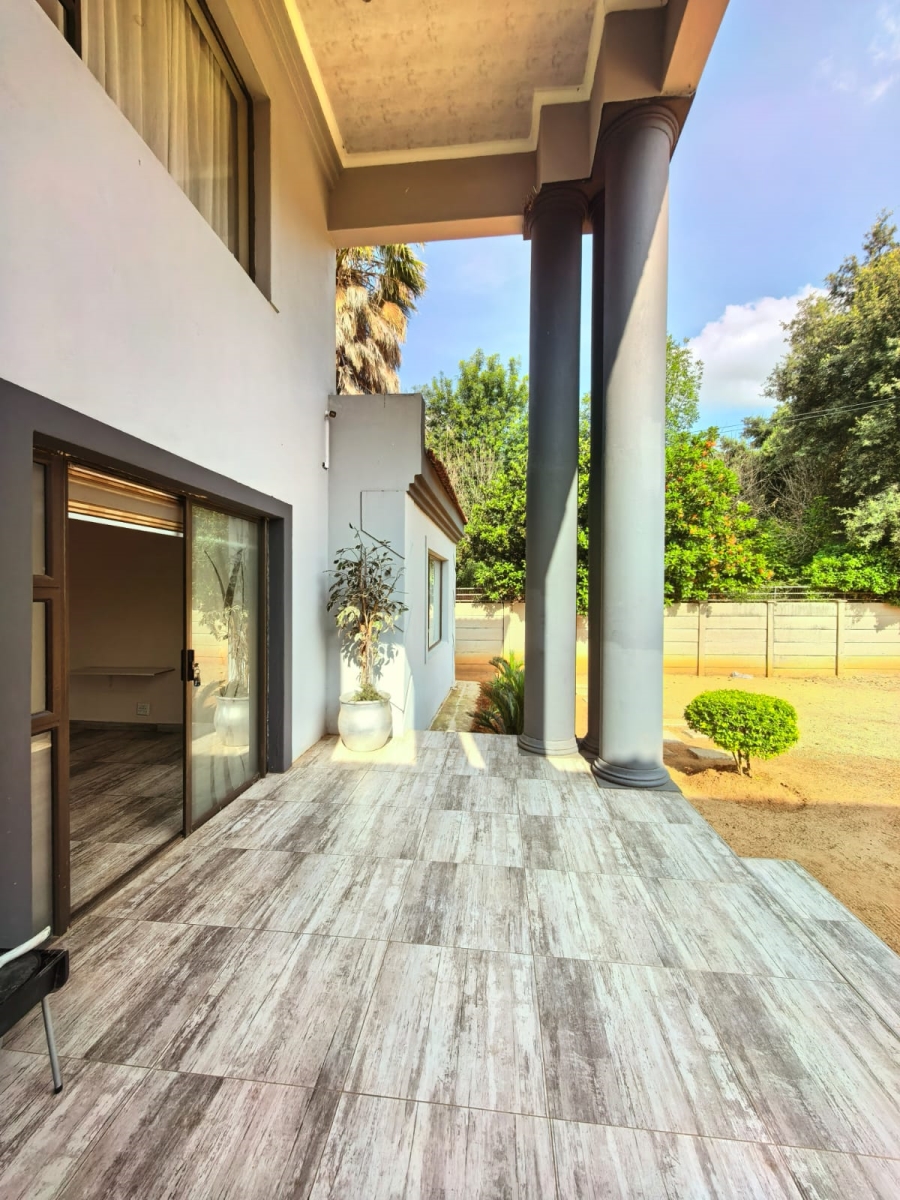 To Let 4 Bedroom Property for Rent in Vaalpark Free State